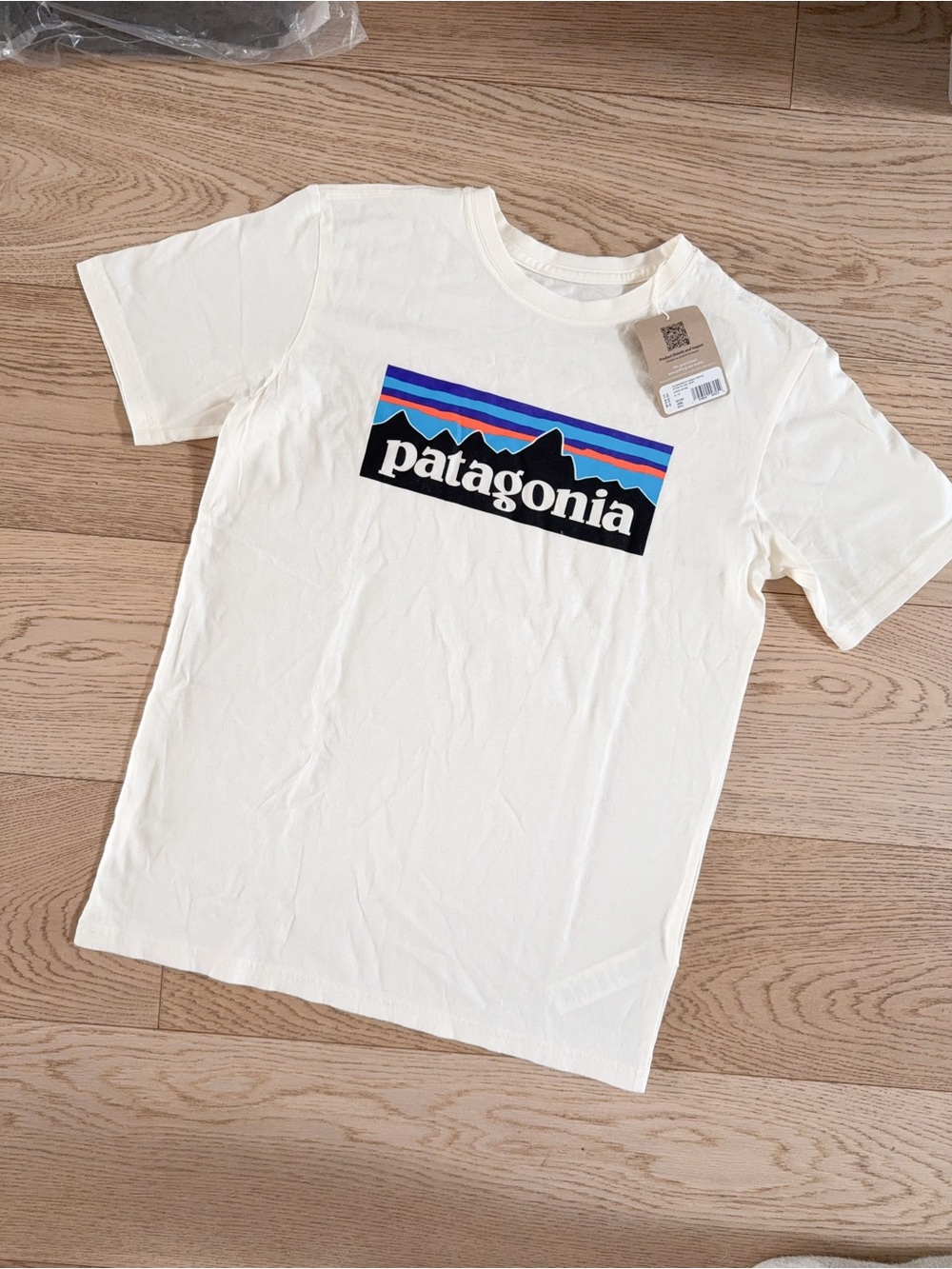 NWT 62163 kids regenerative organic cotton T-shirt XL 14
